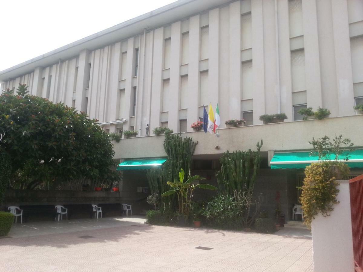 Centro Giovanile Padre Minozzi Hotel Policoro Exterior foto